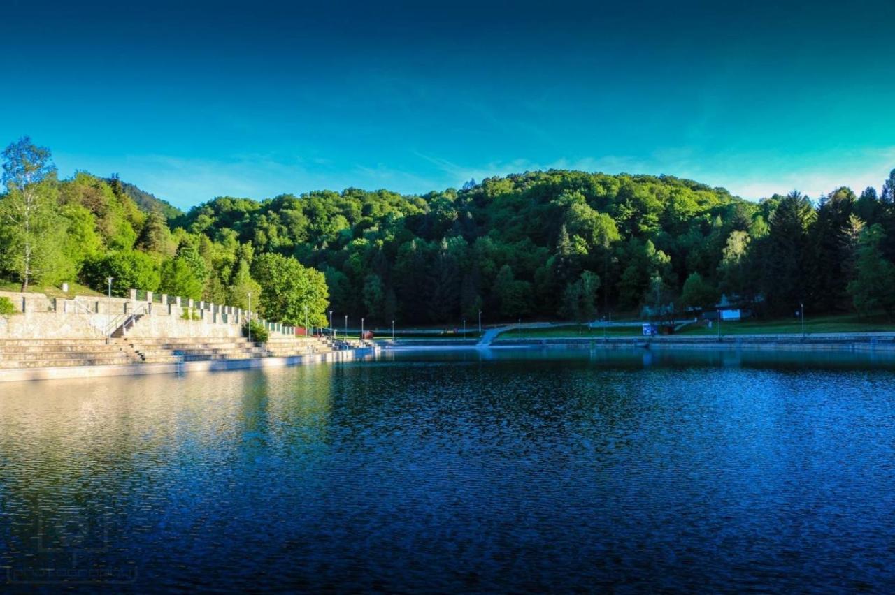 Kuca Za Odmor, Ferienhaus, Holiday Home Rugas Orahovica Exteriér fotografie