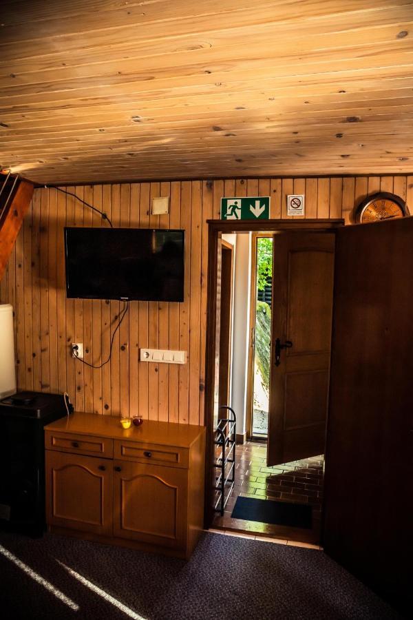 Kuca Za Odmor, Ferienhaus, Holiday Home Rugas Orahovica Exteriér fotografie